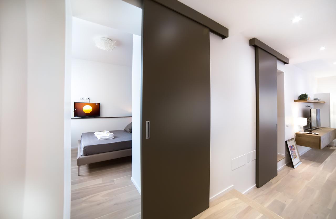 Rent In Rome Valentino'S Luxury Apartment Рим Екстериор снимка